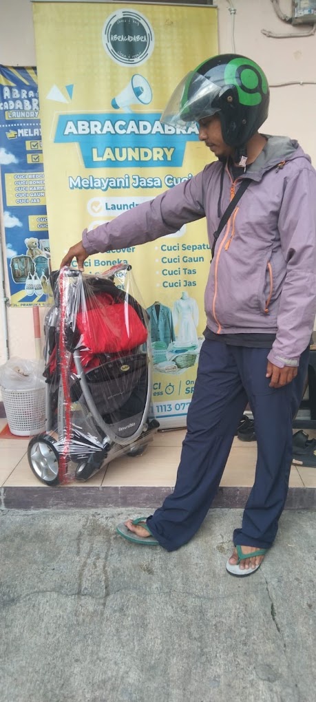 tentang cuci stroller salemba